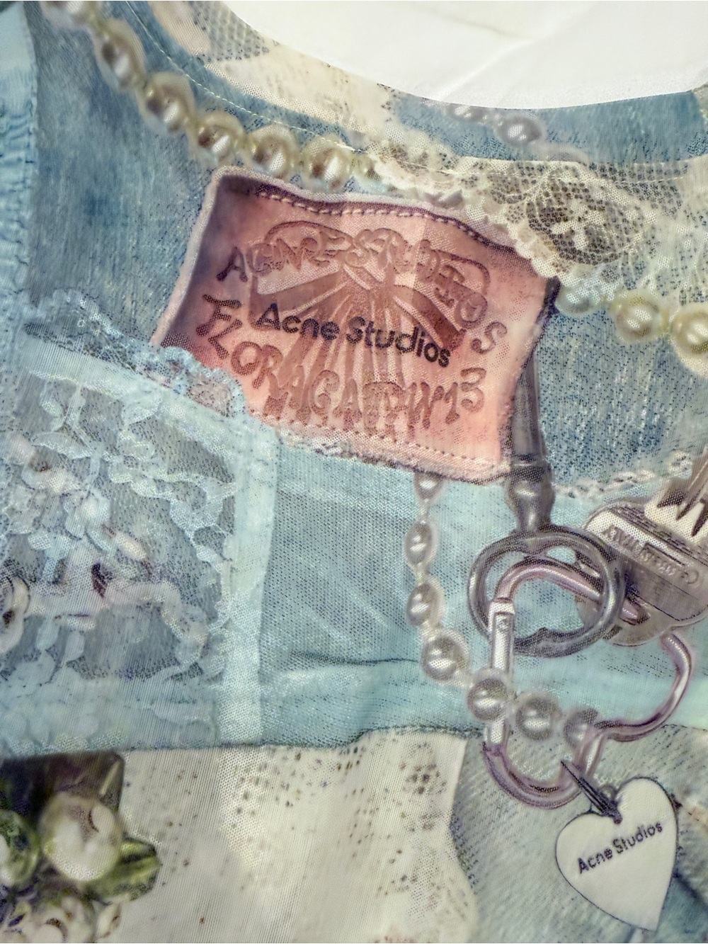 Acne Studios light blue lace-trimmed mesh top with pearl charm - Picture 6 of 7